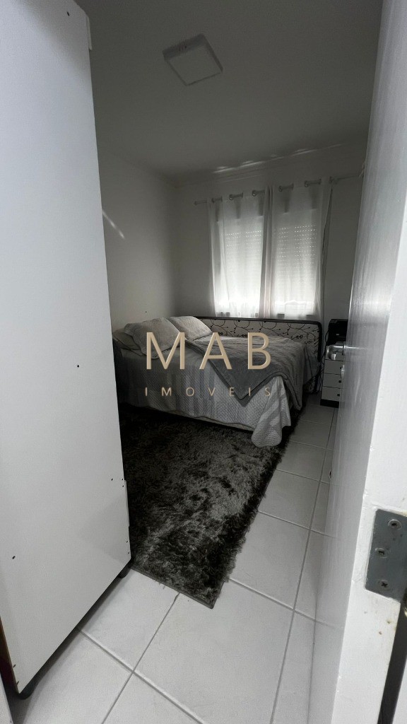 Apartamento mobiliado a 100metros do mar na Praia dos Ingleses com 110m², área de lazer com Piscina, Financiável via banco,? Florianópolis/SC!