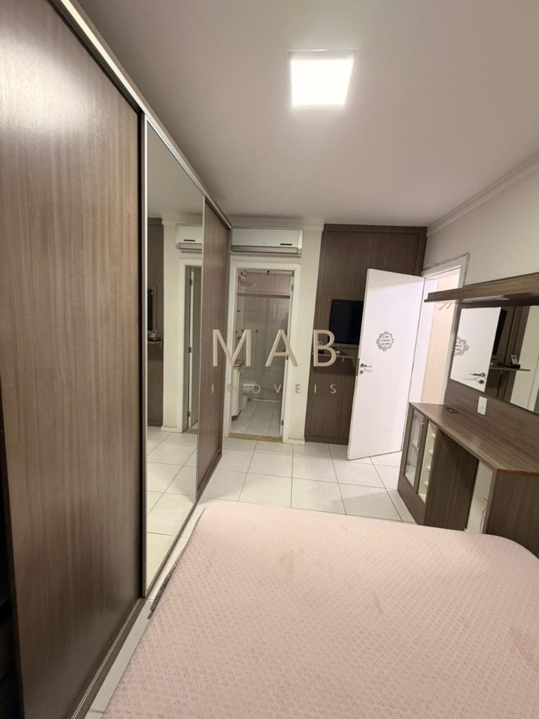 Apartamento mobiliado a 100metros do mar na Praia dos Ingleses com 110m², área de lazer com Piscina, Financiável via banco,? Florianópolis/SC!