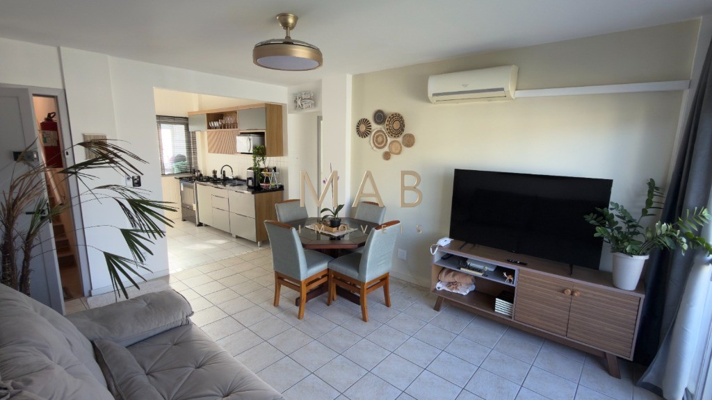 Apartamento à venda em Florianópolis-SC, Ingleses do Rio Vermelho - 2 quartos, 1 sala, 1 banheiro, 1 vaga de garagem - 80m².