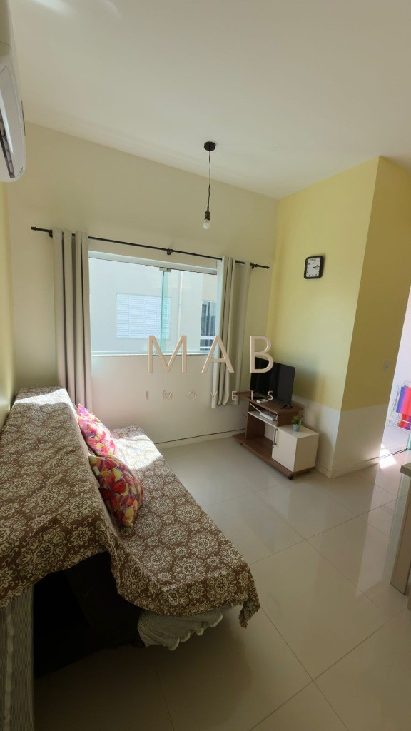 Apartamento para VENDA em Localização Privilegiada no Bairro Ingleses, à apenas 500 metros do MAR, oportunidade para investidores!!