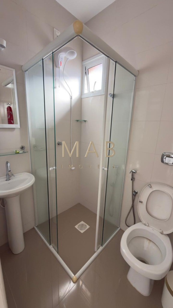 Venda de Apartamento de Luxo em Florianópolis-SC, Ingleses do Rio Vermelho - 3 Quartos, 3 Salas, 2 Banheiros, 2 Vagas - 213m²