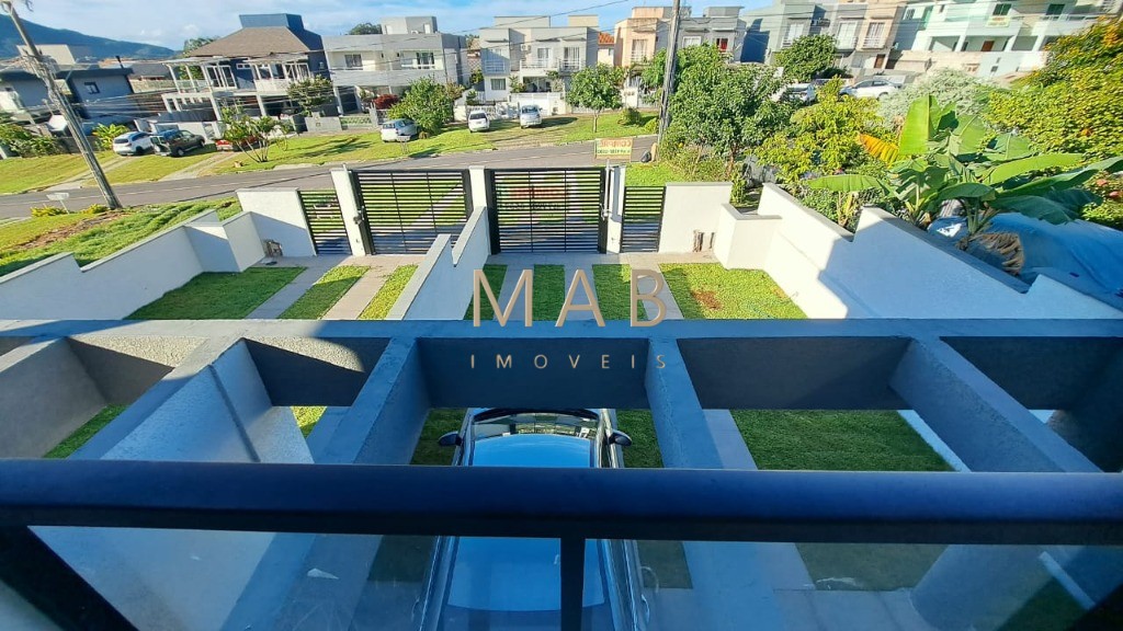 Casa Geminada de Alto Padrão à Venda em Ótima Localização na Praia de Ingleses - Florianópolis/SC!