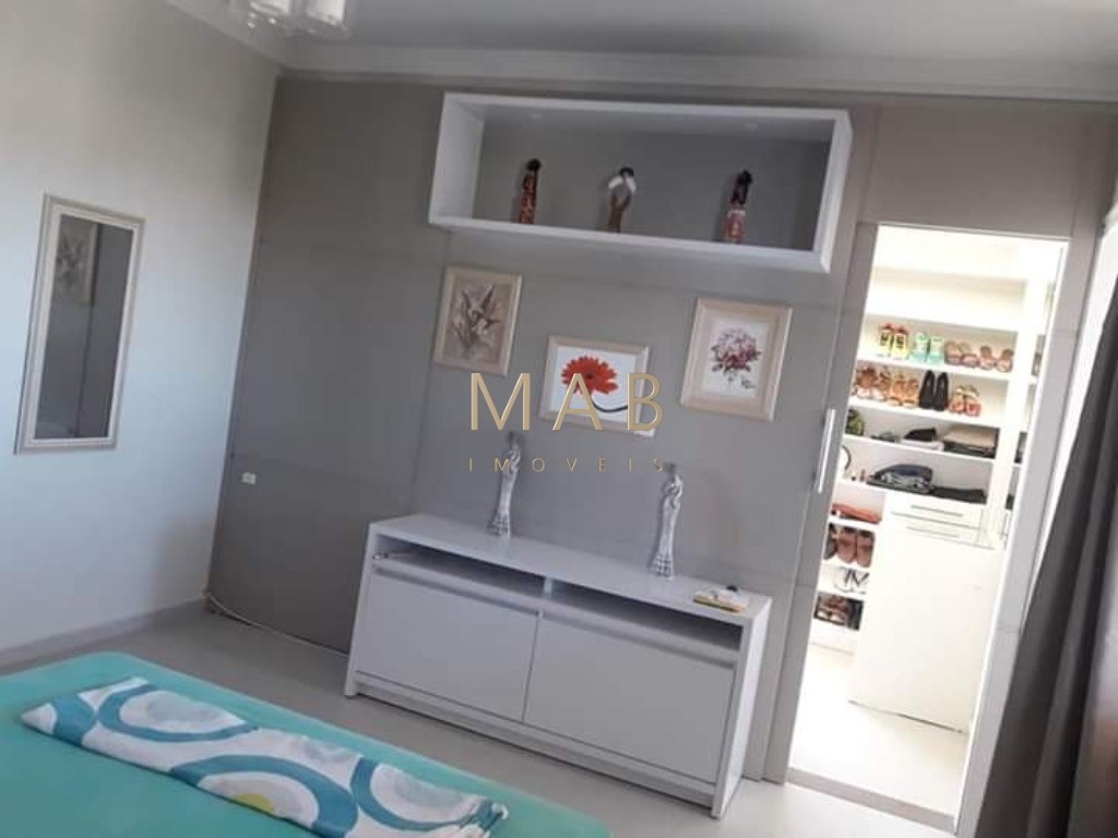 Cobertura de alto padrão à venda em Ingleses do Rio Vermelho, Florianópolis-SC: 3 quartos sendo 1 suíte, 2 salas, 2 banheiros, 1 vaga, 190m².