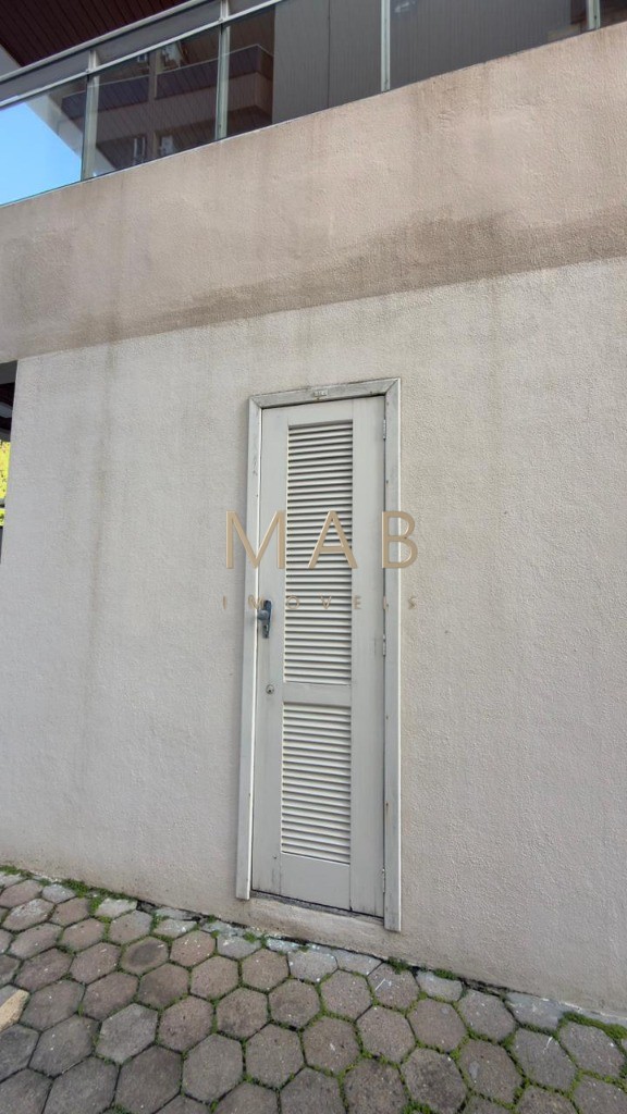 Venda de Apartamento de Luxo em Florianópolis-SC, Ingleses do Rio Vermelho - 3 Quartos, 3 Salas, 2 Banheiros, 2 Vagas - 213m²