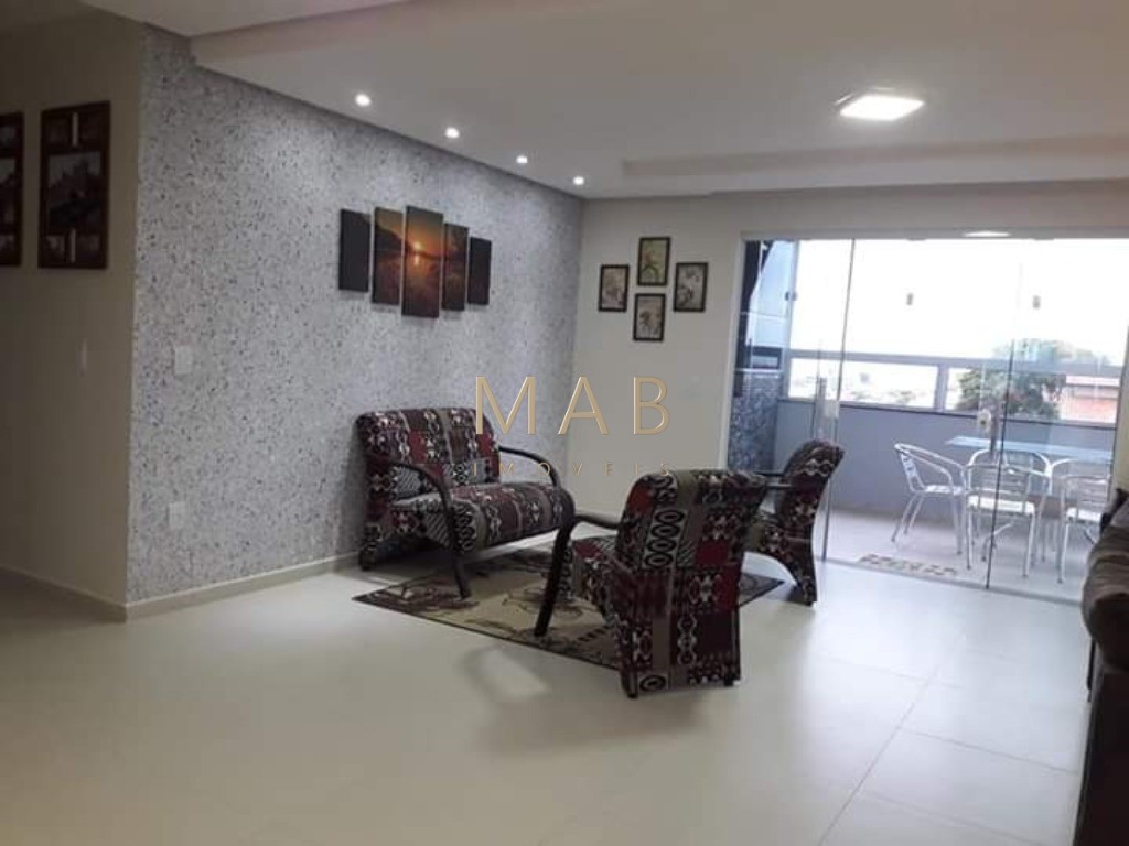 Cobertura de alto padrão à venda em Ingleses do Rio Vermelho, Florianópolis-SC: 3 quartos sendo 1 suíte, 2 salas, 2 banheiros, 1 vaga, 190m².