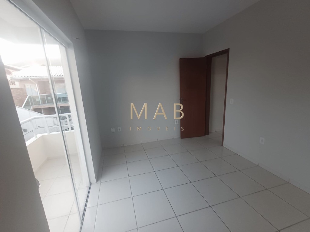 Imperdível oportunidade: Casa à venda em Florianópolis-SC, Ingleses do Rio Vermelho, 2 quartos, 1 sala, 2 banheiros, 1 vaga, 112m².