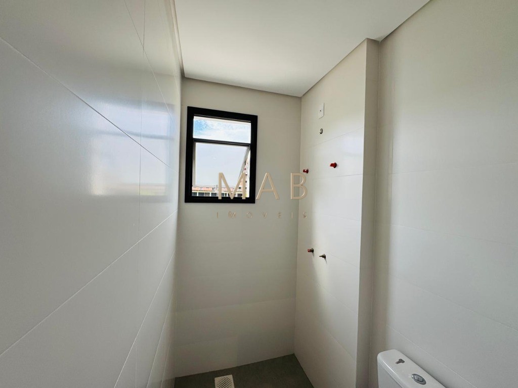 APARTAMENTO DIFERENCIADO NA CACHOEIRA DO BOM JESUS 2 DORMITÓRIOS 2 VAGAS DE GARAGEM FINANCIÁVEL Se você procura um imóvel que reúna conforto, p