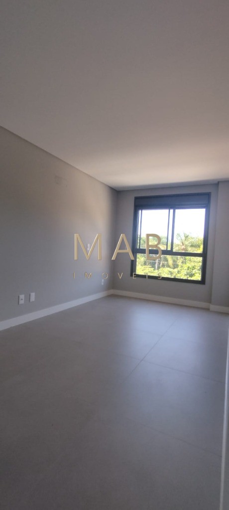 Lindo Apartamento contendo 2 Dormitórios sendo 1 Suíte à Venda na Praia de Ingleses, Florianópolis SC!!
