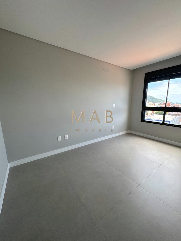 Apartamento à venda na Ilha da Magia, bairro Ingleses do Rio Vermelho, 2 quartos sendo 1 suíte, sala de estar/jantar, 1 vaga, 88,36m² de área. Venh