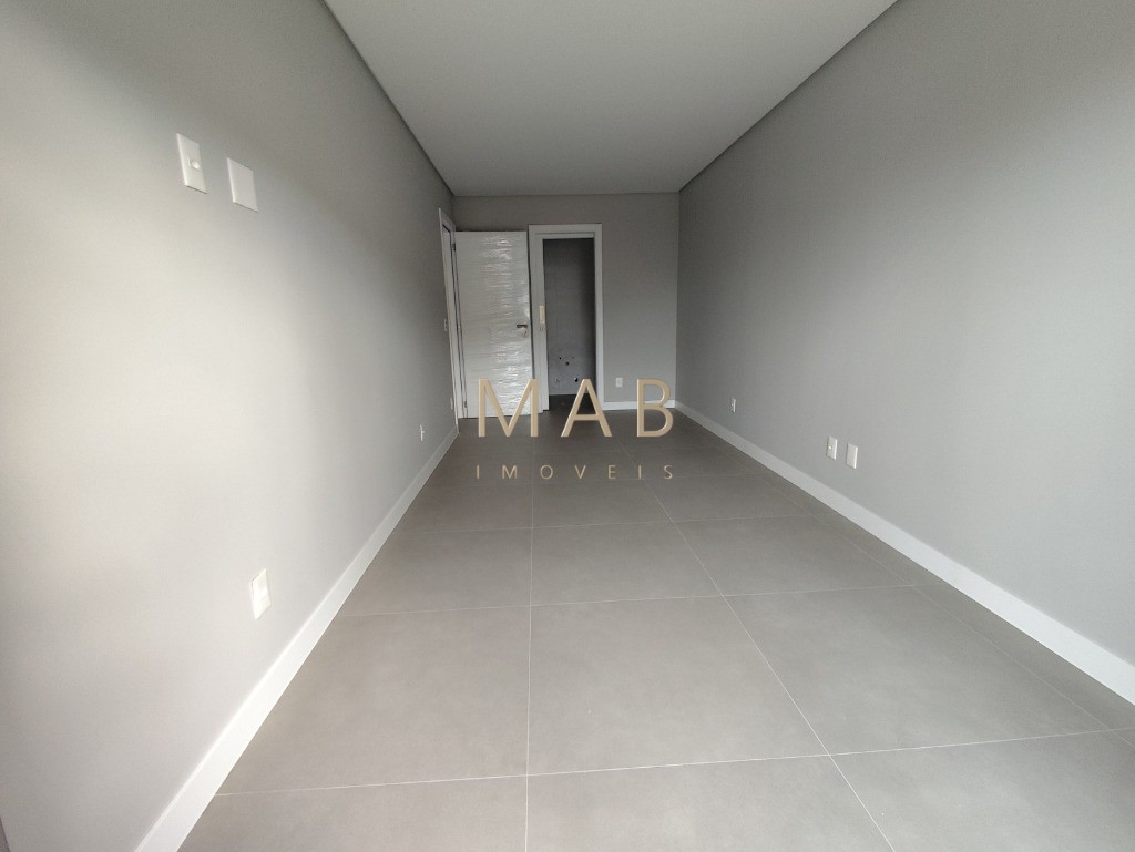 Apartamento DUPLEX para Venda, em ]localização Privilegiada na Praia de Ingleses do Rio Vermelho, Florianópolis SC!!