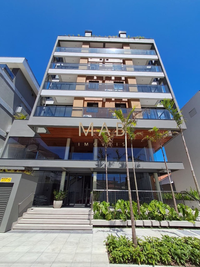 Apartamento à venda na Ilha da Magia, bairro Ingleses do Rio Vermelho, 2 quartos sendo 1 suíte, sala de estar/jantar, 1 vaga, 88,36m² de área. Venh