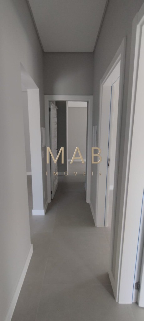 Vende-se Apartamento Garden, com 3 dormitórios sendo 1 suite, em Localização Nobre no Bairro Ingleses, Florianópolis/SC!