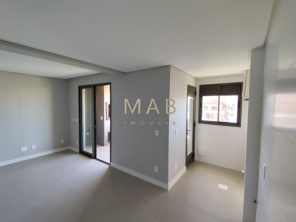 Apartamento DUPLEX à Venda em Localização Privilegiada na Praia de Ingleses, Florianópolis/SC!