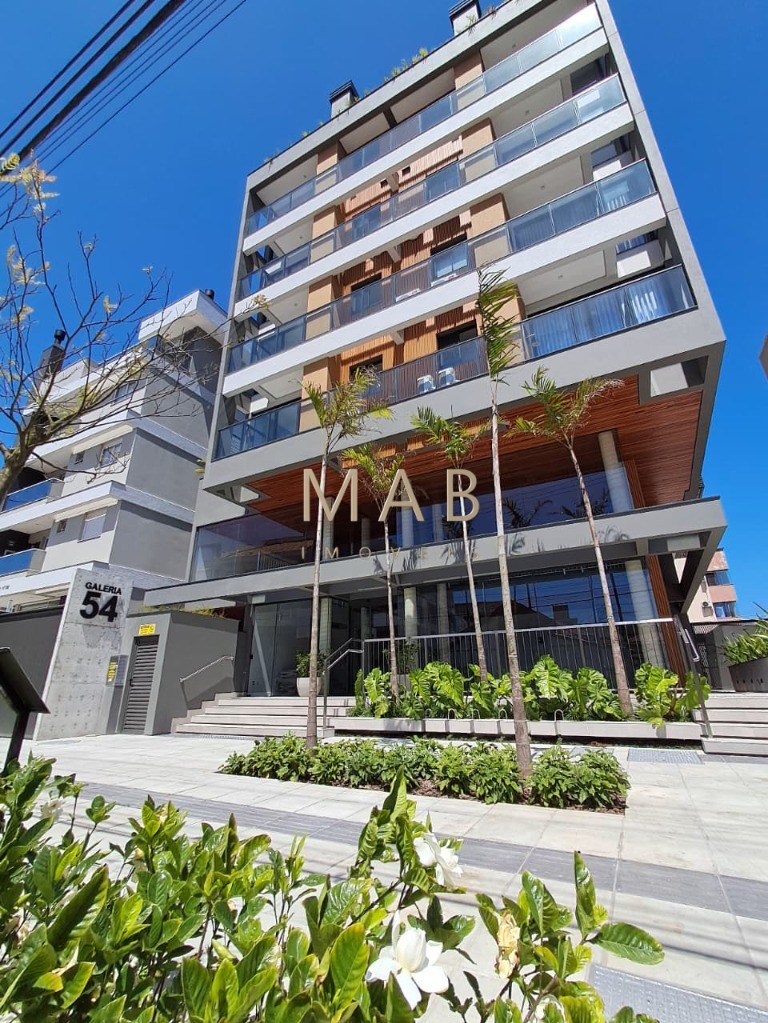 Apartamento à venda na Ilha da Magia, bairro Ingleses do Rio Vermelho, 2 quartos sendo 1 suíte, sala de estar/jantar, 1 vaga, 88,36m² de área. Venh