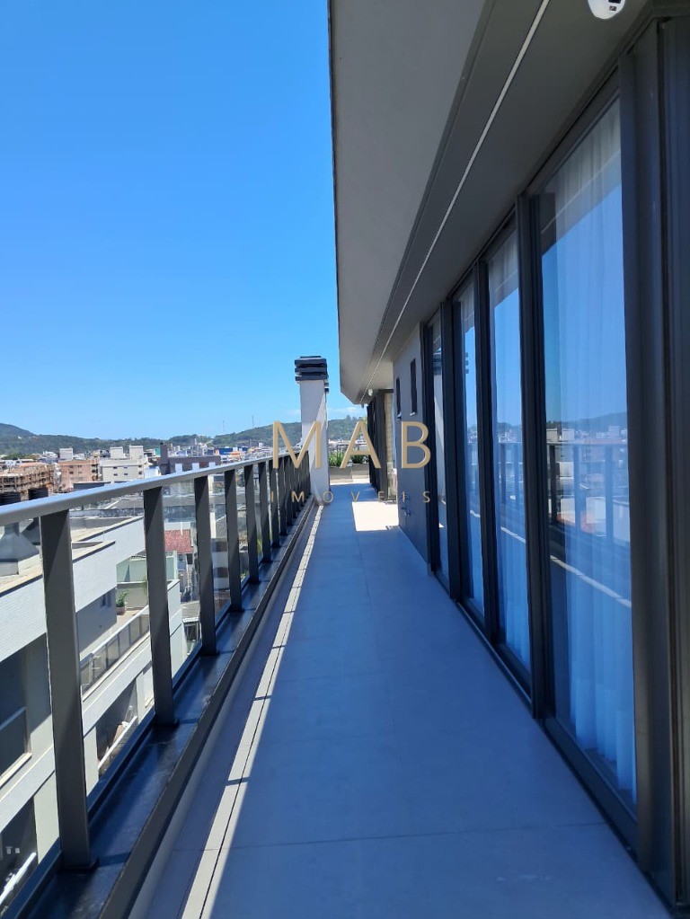 Apartamento à venda na Ilha da Magia, bairro Ingleses do Rio Vermelho, 2 quartos sendo 1 suíte, sala de estar/jantar, 1 vaga, 88,36m² de área. Venh