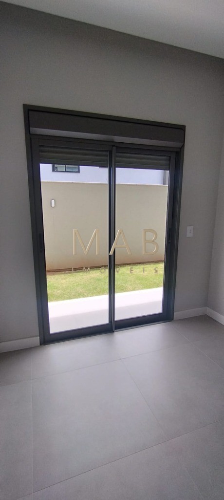 Vende-se Apartamento Garden, com 3 dormitórios sendo 1 suite, em Localização Nobre no Bairro Ingleses, Florianópolis/SC!