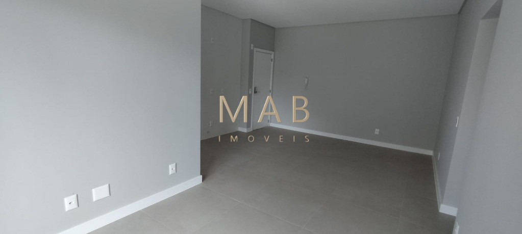 Vende-se Apartamento Garden, com 3 dormitórios sendo 1 suite, em Localização Nobre no Bairro Ingleses, Florianópolis/SC!