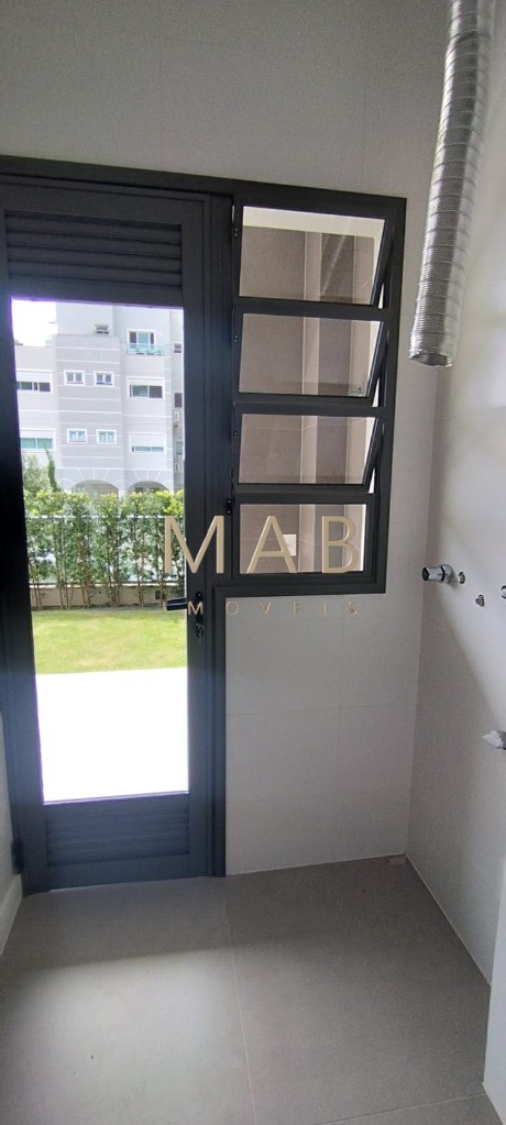 Vende-se Apartamento Garden, com 3 dormitórios sendo 1 suite, em Localização Nobre no Bairro Ingleses, Florianópolis/SC!