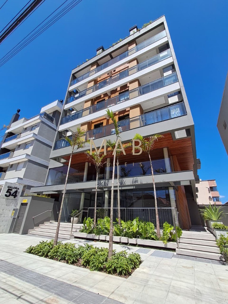 Apartamento de 2 quartos SENDO 1 suíte e vaga de garagem em Ingleses do Rio Vermelho, Florianópolis-SC.