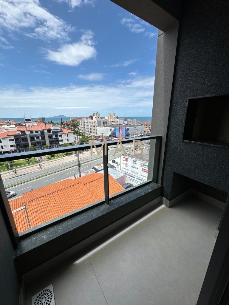 Apartamento à venda na Ilha da Magia, bairro Ingleses do Rio Vermelho, 2 quartos sendo 1 suíte, sala de estar/jantar, 1 vaga, 88,36m² de área. Venh