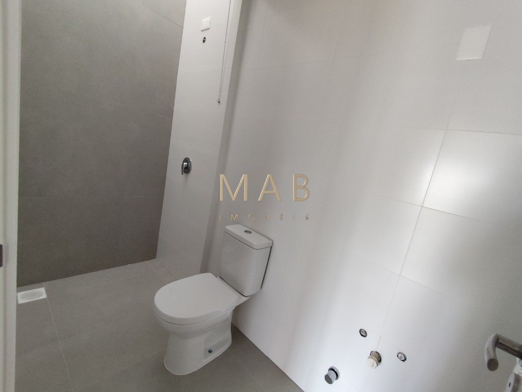 Apartamento DUPLEX para Venda, em ]localização Privilegiada na Praia de Ingleses do Rio Vermelho, Florianópolis SC!!