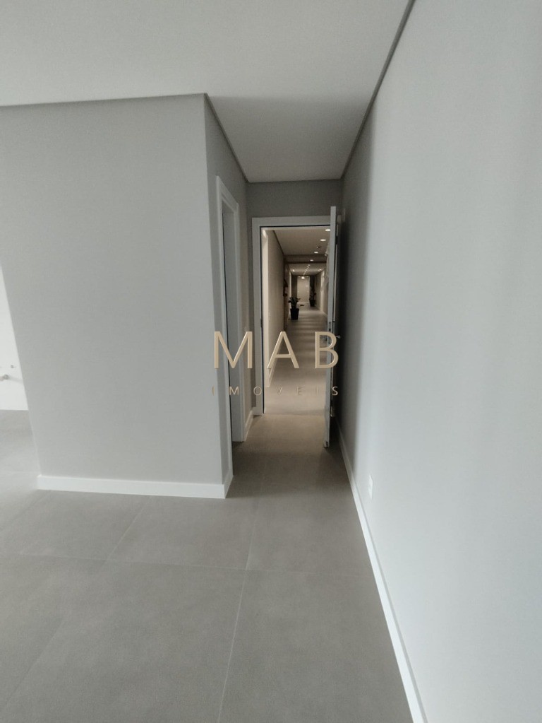 Apartamento com 2 dormitórios suítes à Venda em Localização Privilegiada no Bairro Ingleses, Florianópolis/SC!
