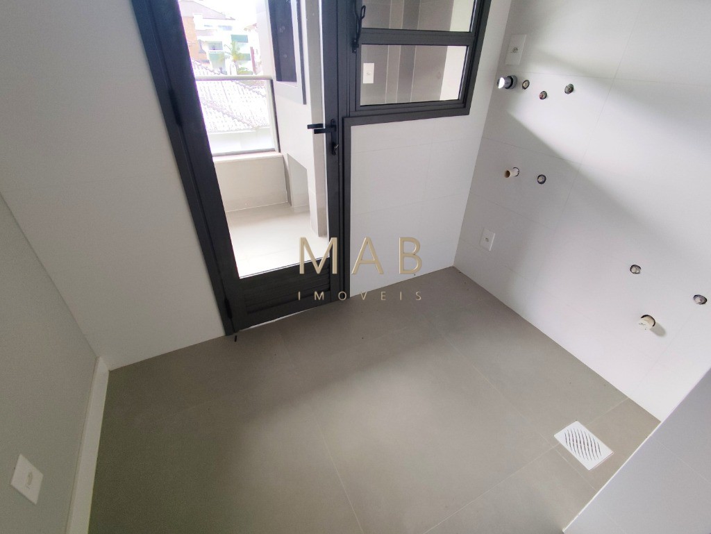 Apartamento DUPLEX para Venda, em ]localização Privilegiada na Praia de Ingleses do Rio Vermelho, Florianópolis SC!!