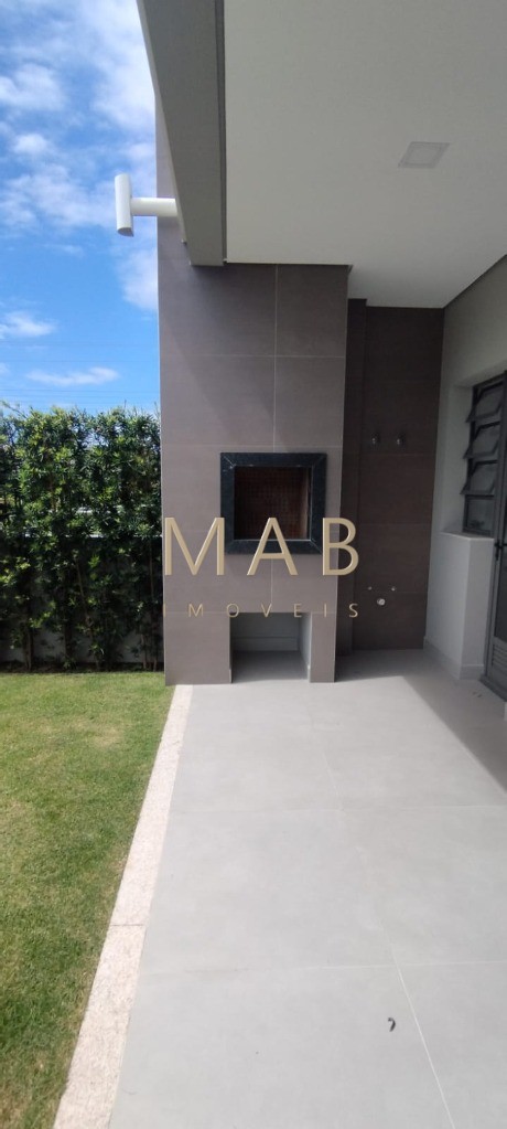 Vende-se Apartamento Garden, com 3 dormitórios sendo 1 suite, em Localização Nobre no Bairro Ingleses, Florianópolis/SC!