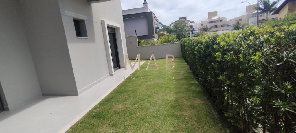 Vende-se Apartamento Garden, com 3 dormitórios sendo 1 suite, em Localização Nobre no Bairro Ingleses, Florianópolis/SC!