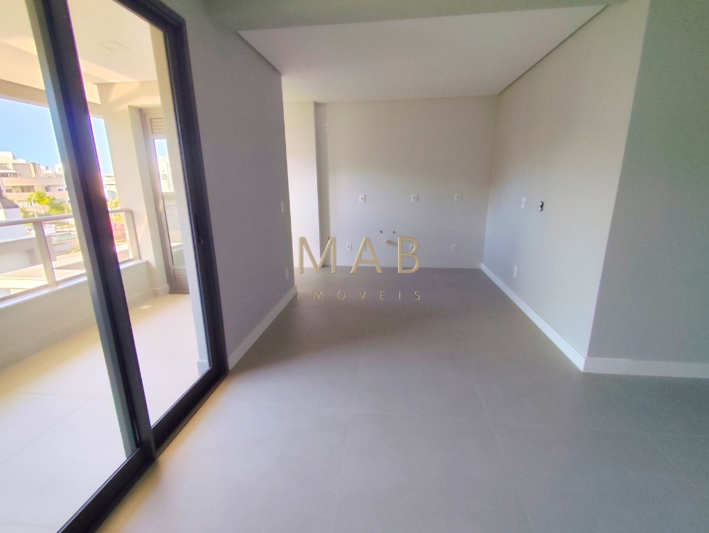 Apartamento DUPLEX à Venda em Localização Privilegiada na Praia de Ingleses, Florianópolis/SC!