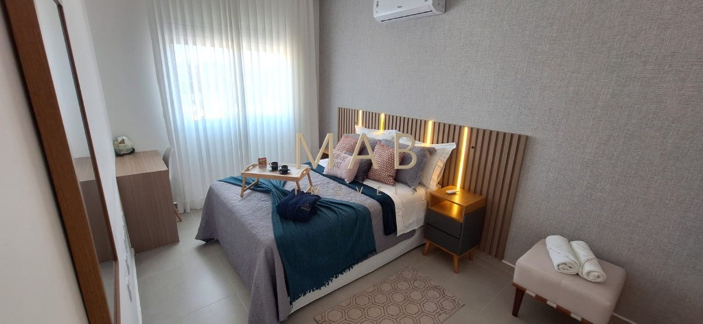 Apartamento mobiliado e decorado na praia dos ingleses , excelente oportunidade para moradia ou investimento!!
