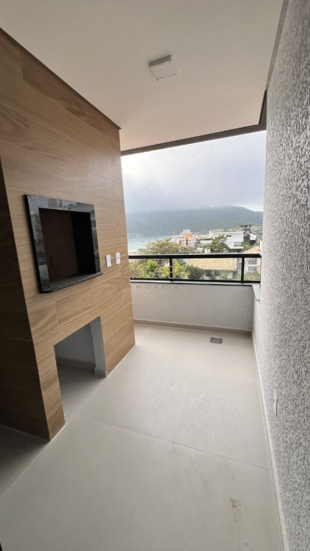 Lindo Apartamento à Venda com VISTA MAR, no Saint Humbert Residence, a 80 metros da Praia dos Ingleses, Florianópolis/SC!
