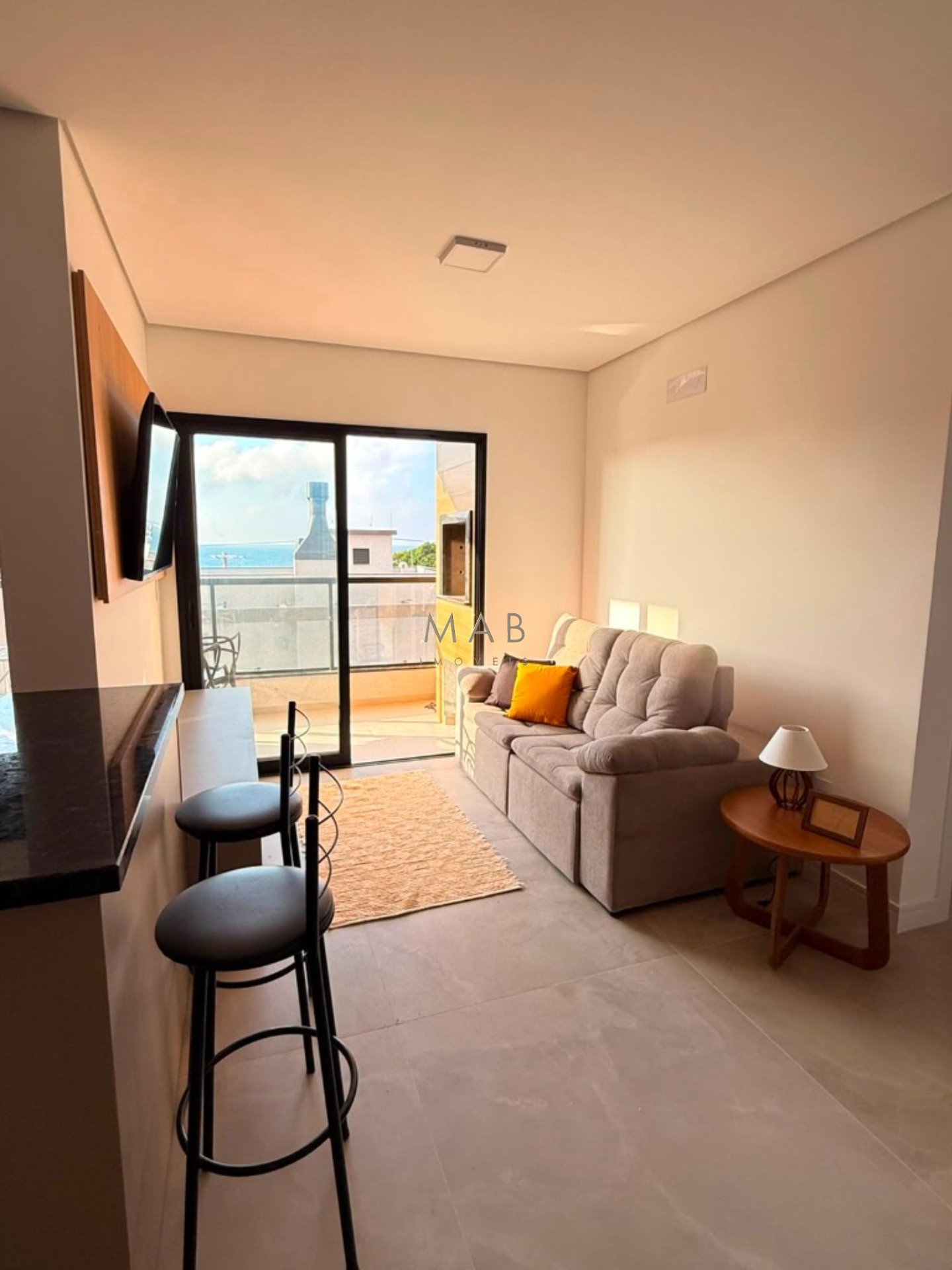 Apartamento com 2 Suítes à Venda no Saint Humbert Residence, a 80 metros da Praia dos Ingleses, Florianópolis/SC!