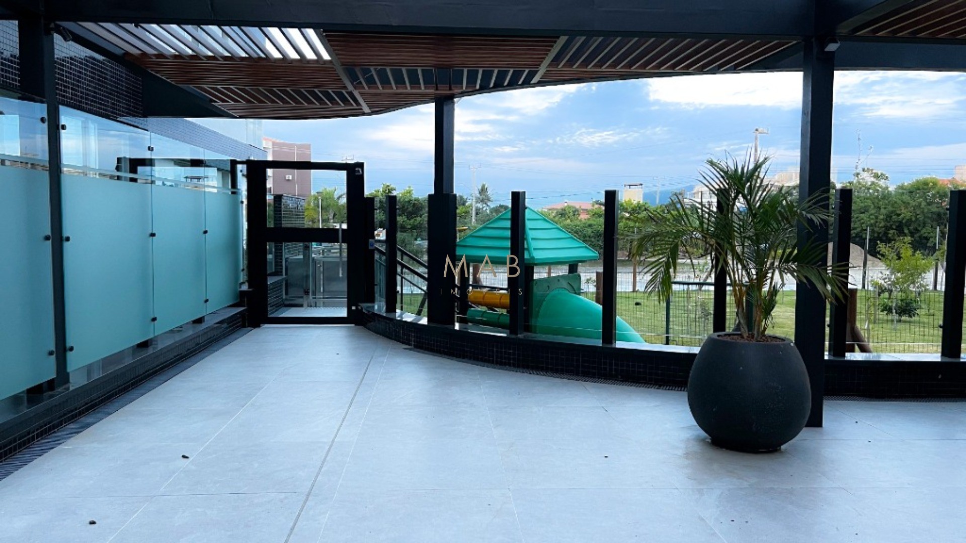 Apartamento MOBILIADO e DECORADO à Venda em um Incrível Residencial, aproveite as condições!! Região nobre de Ingleses - Florianópolis SC!
