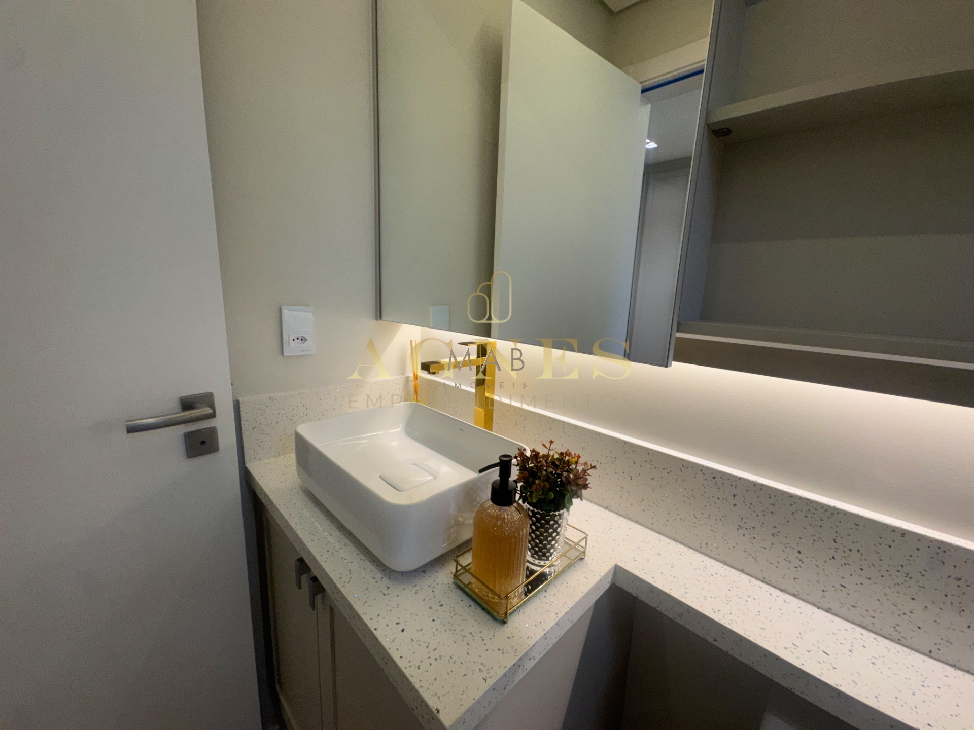 Apartamento GARDEN (Grama Sintética) para Venda em um Lindo Residencial na Região das Gaivotas no Bairro Ingleses - Florianópolis SC!