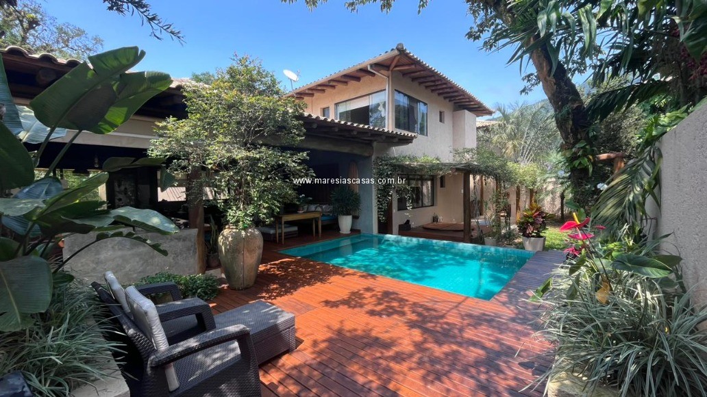 Casa, 4 quartos, 220 m² - Foto 1