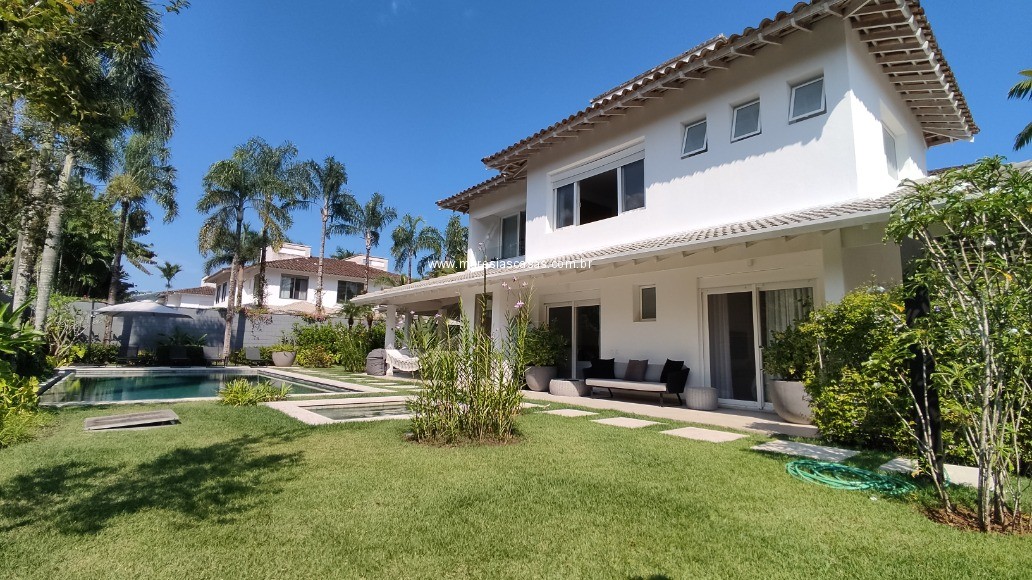 Casa, 6 quartos, 550 m² - Foto 1
