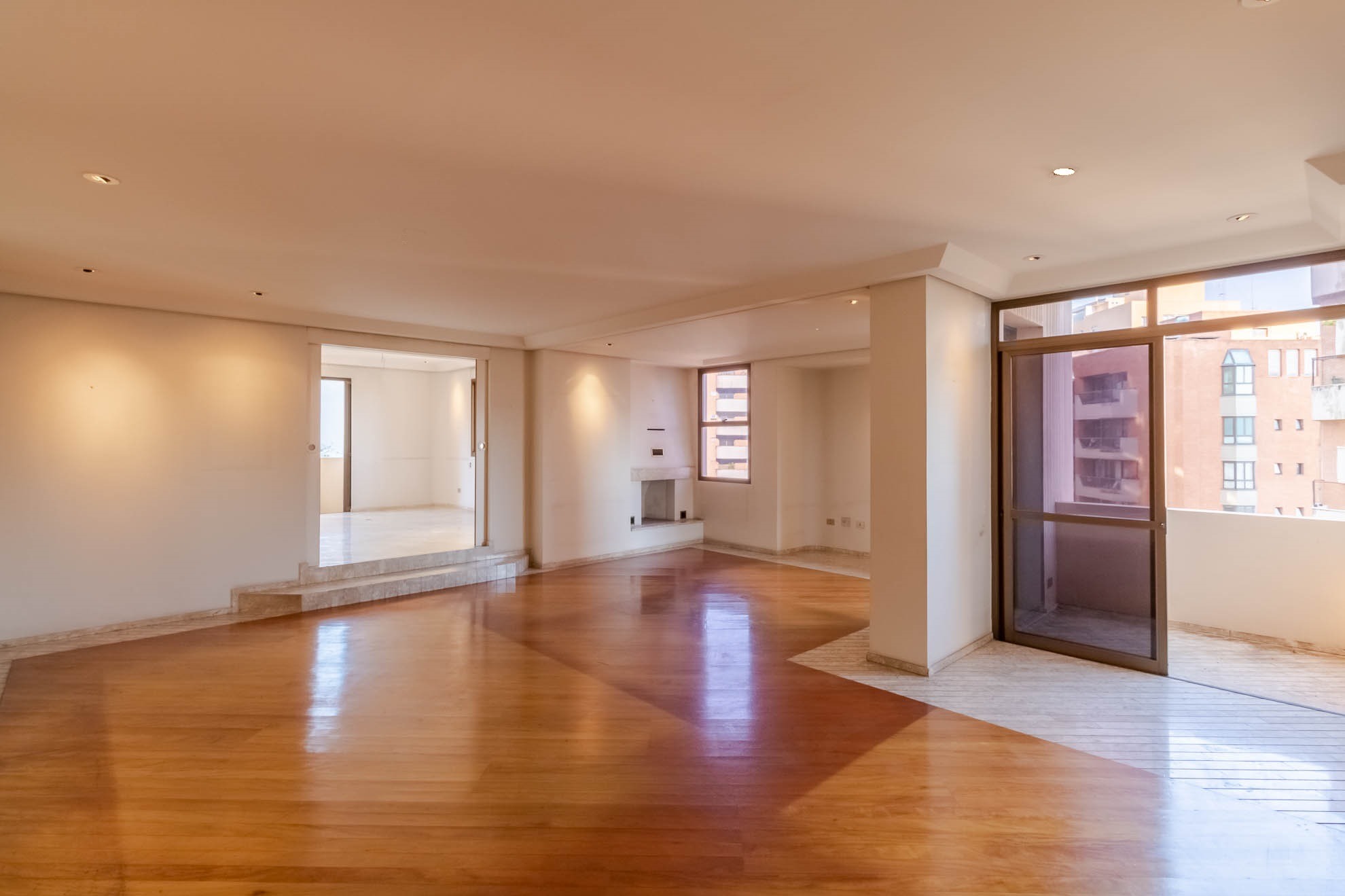 Apartamento, 4 quartos, 268 m² - Foto 1