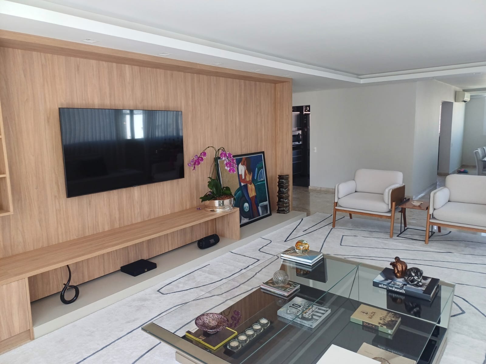 Apartamento, 3 quartos, 330 m² - Foto 2