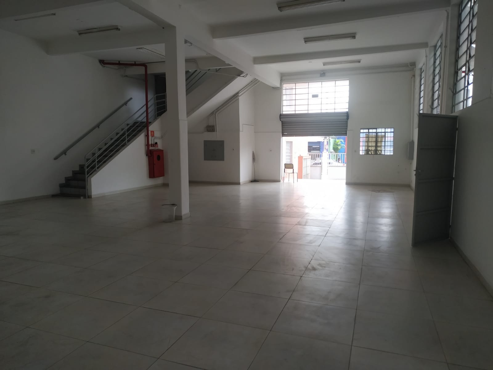 Prédio Inteiro, 1300 m² - Foto 2