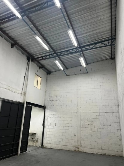 Depósito-Galpão, 260 m² - Foto 8