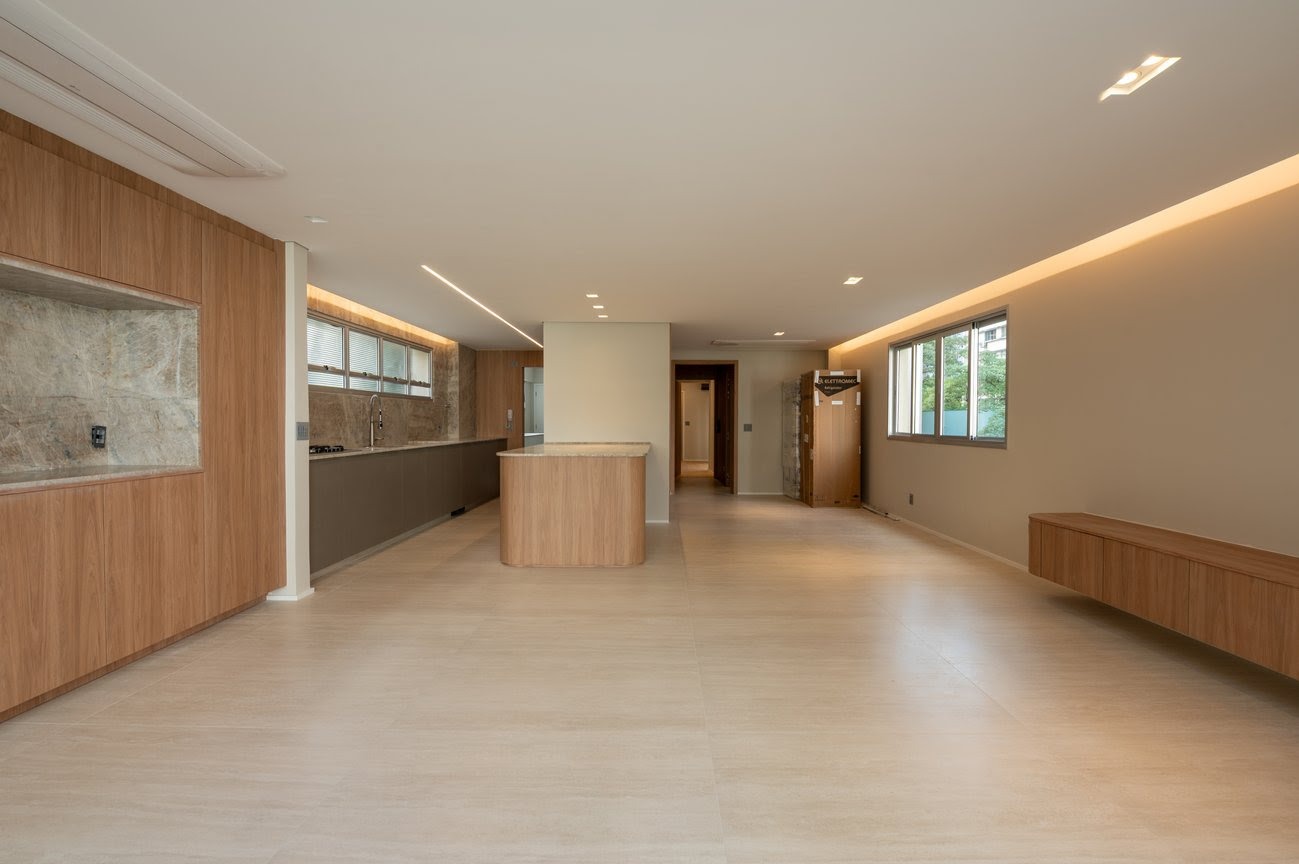 Apartamento, 3 quartos, 195 m² - Foto 2