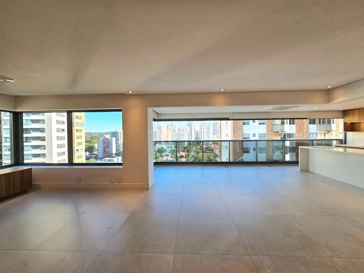 Apartamento, 3 quartos, 192 m² - Foto 1