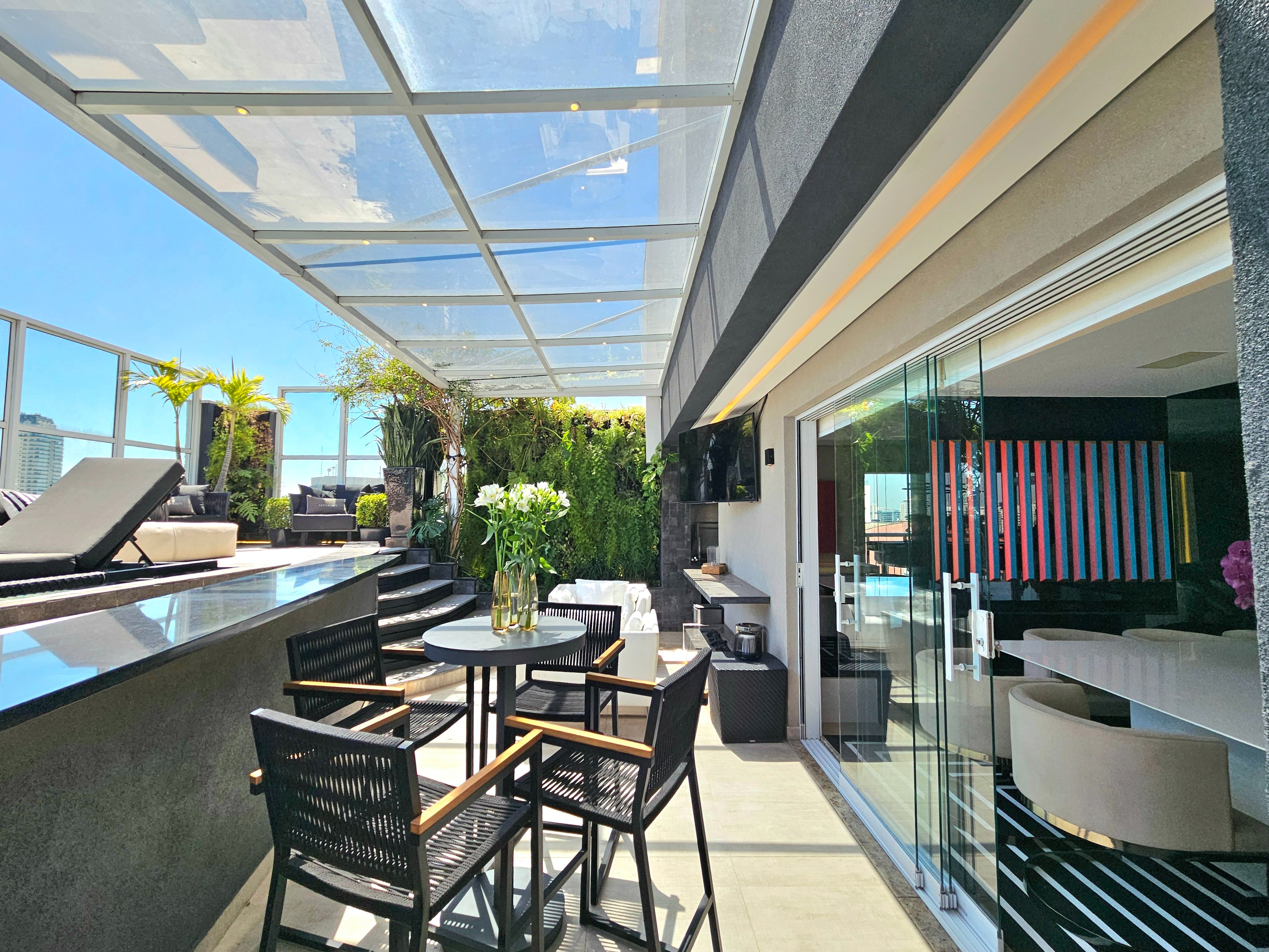 Cobertura, 4 quartos, 305 m² - Foto 2