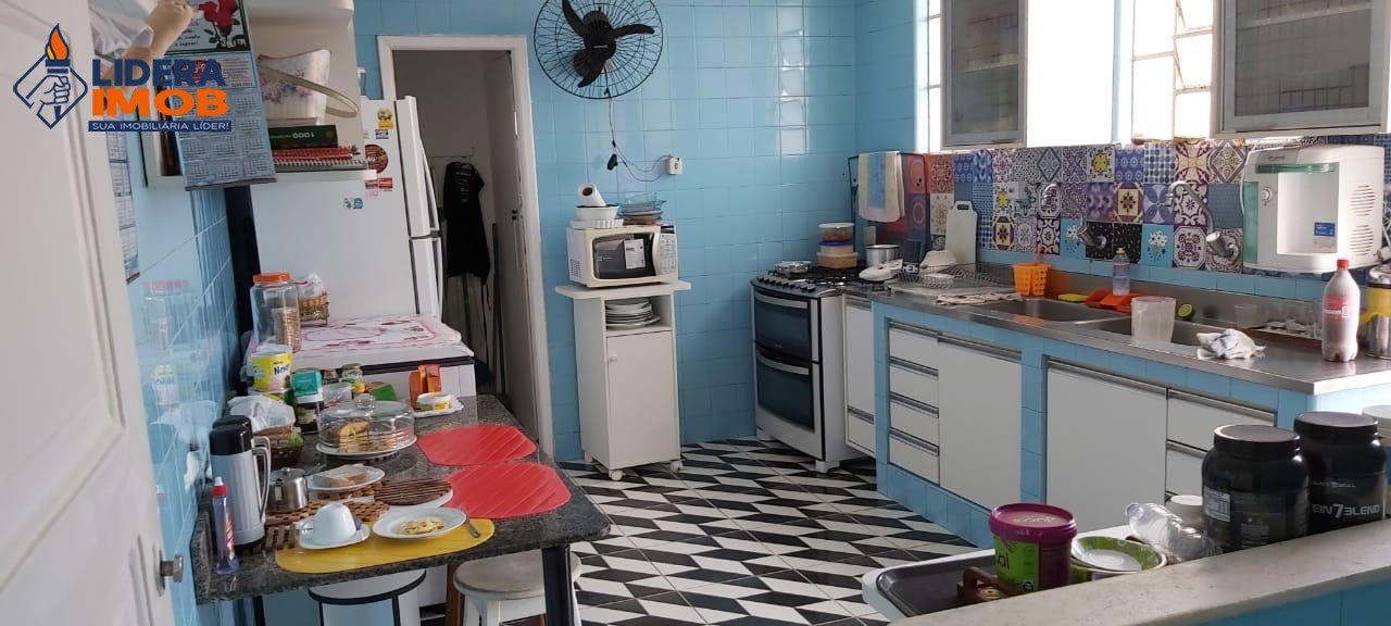 Casa, 9 quartos, 378 m² - Foto 3