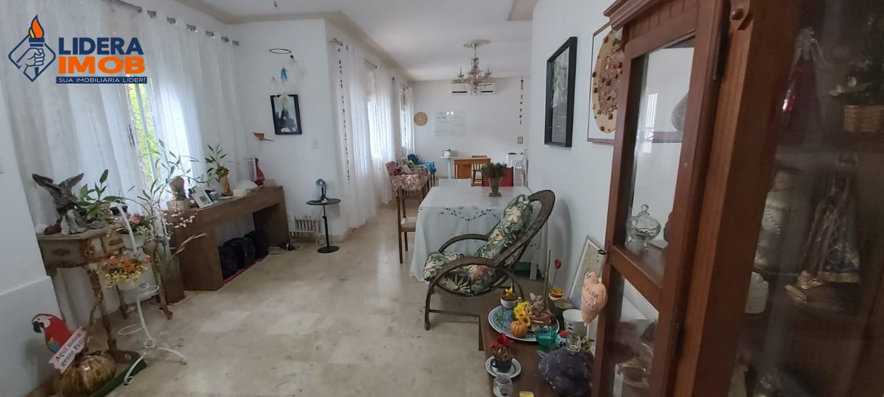 Casa, 9 quartos, 378 m² - Foto 1