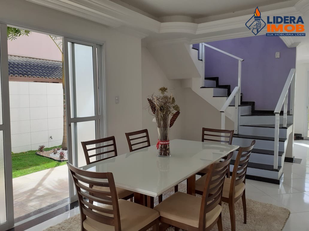 Casa, 4 quartos, 220 m² - Foto 1