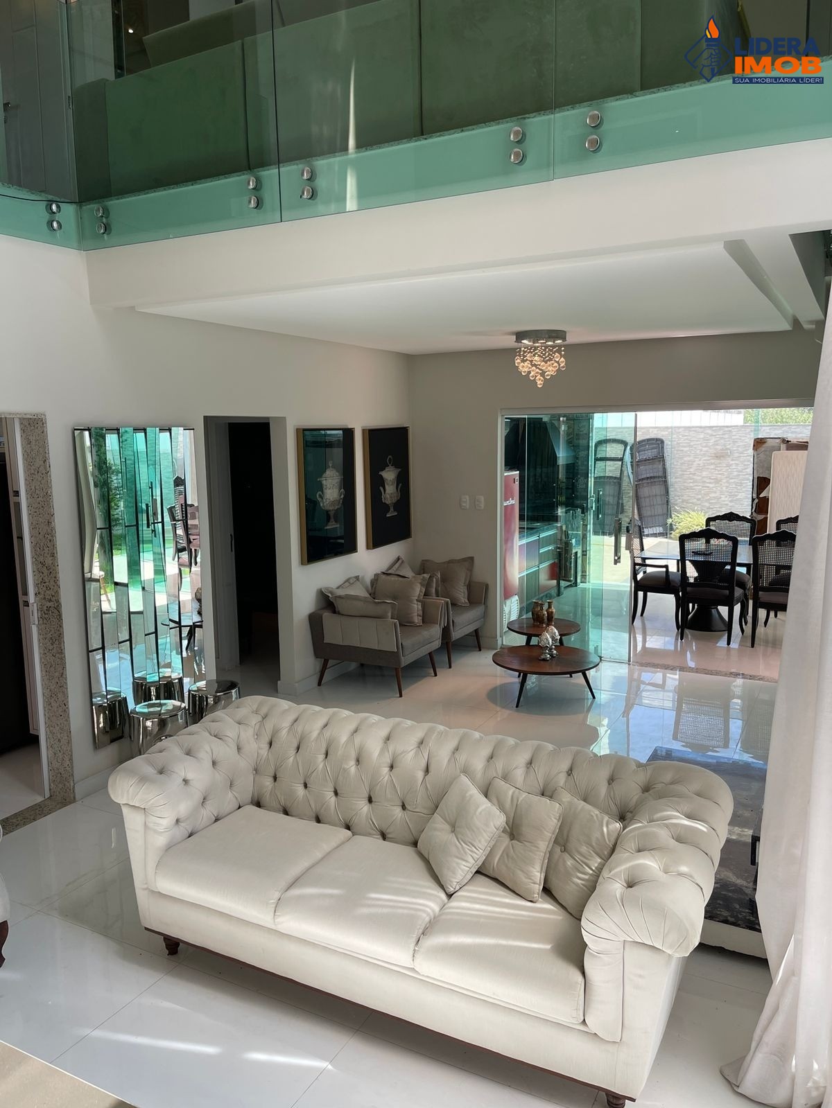 Casa, 4 quartos, 337 m² - Foto 1