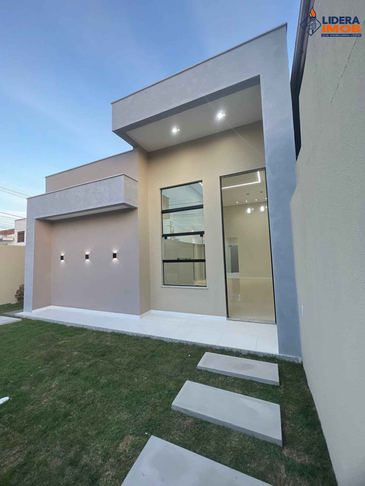 Casa, 3 quartos, 200 m² - Foto 1