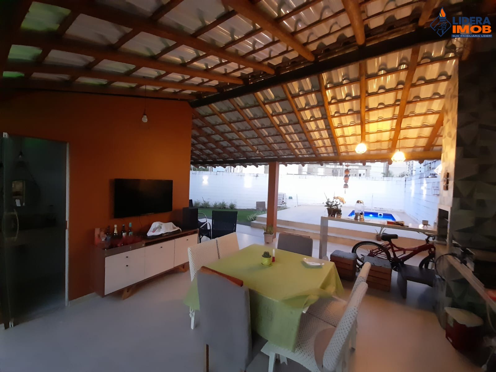 Casa, 4 quartos, 215 m² - Foto 3